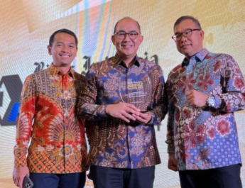 Dinilai Tumbuh Pesat, PT PCM Raih Bisnis Indonesia Logistics Award 2024 